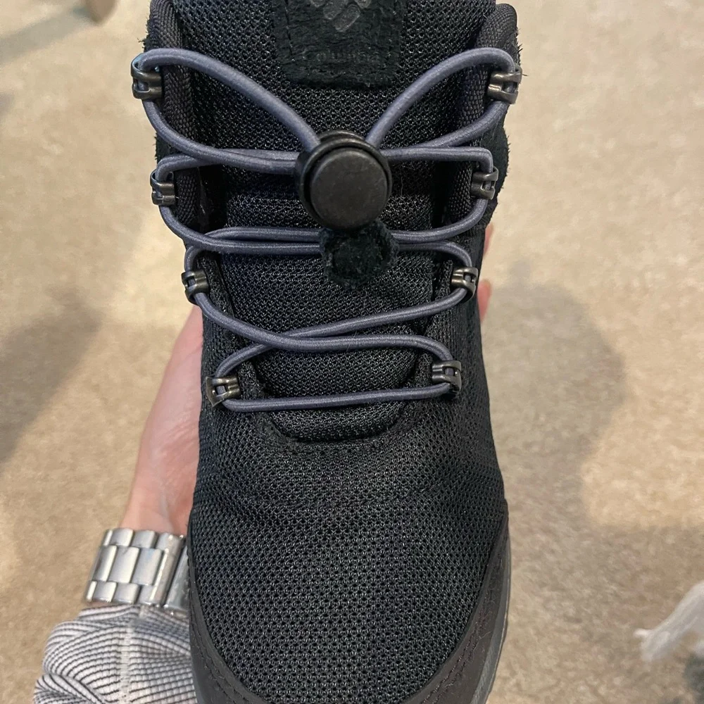 Columbia Youth Fairbanks Mid Black Graphite Boots